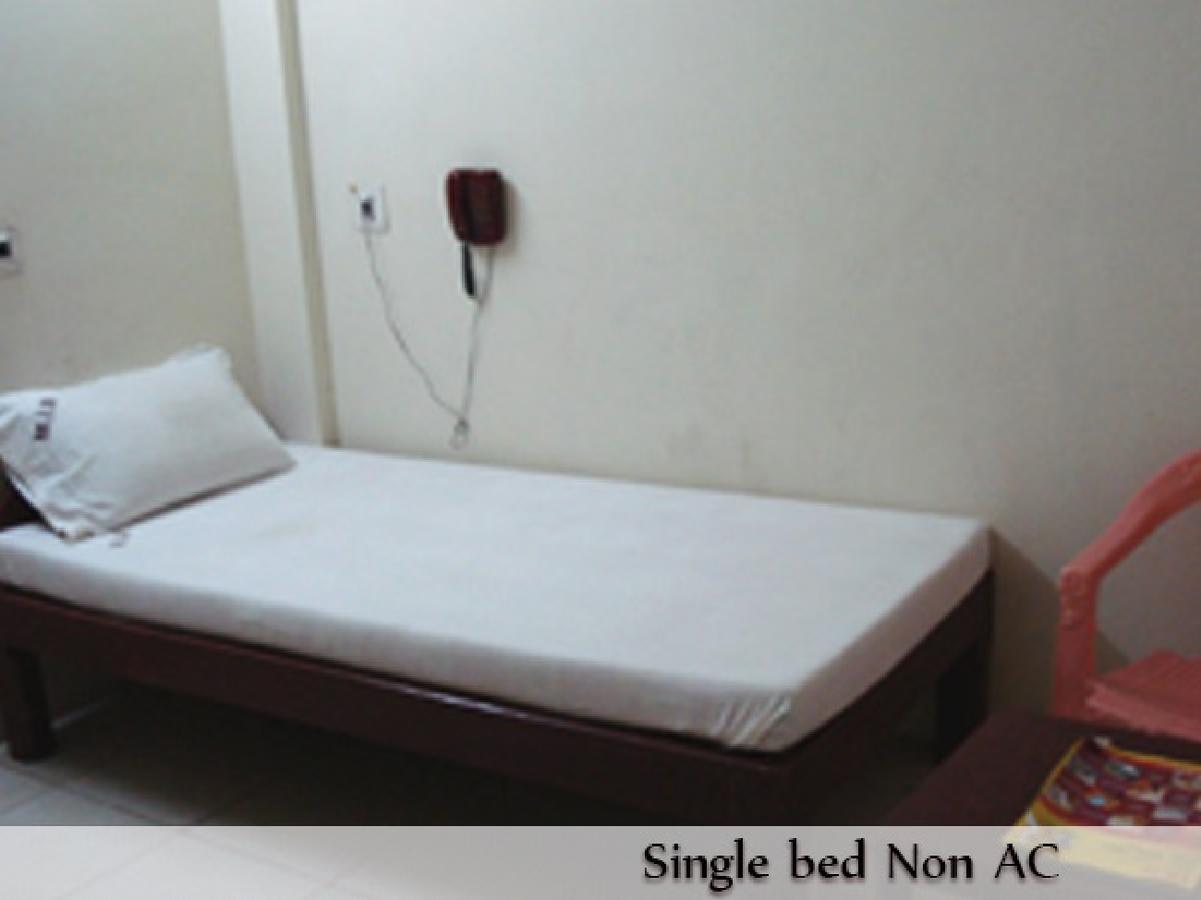 Hotel Mim Park Kumbakonam Exteriör bild