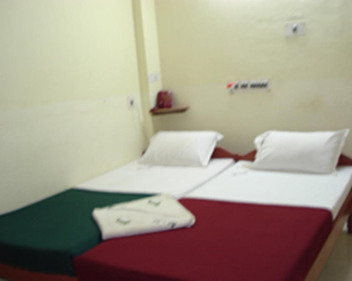 Hotel Mim Park Kumbakonam Exteriör bild
